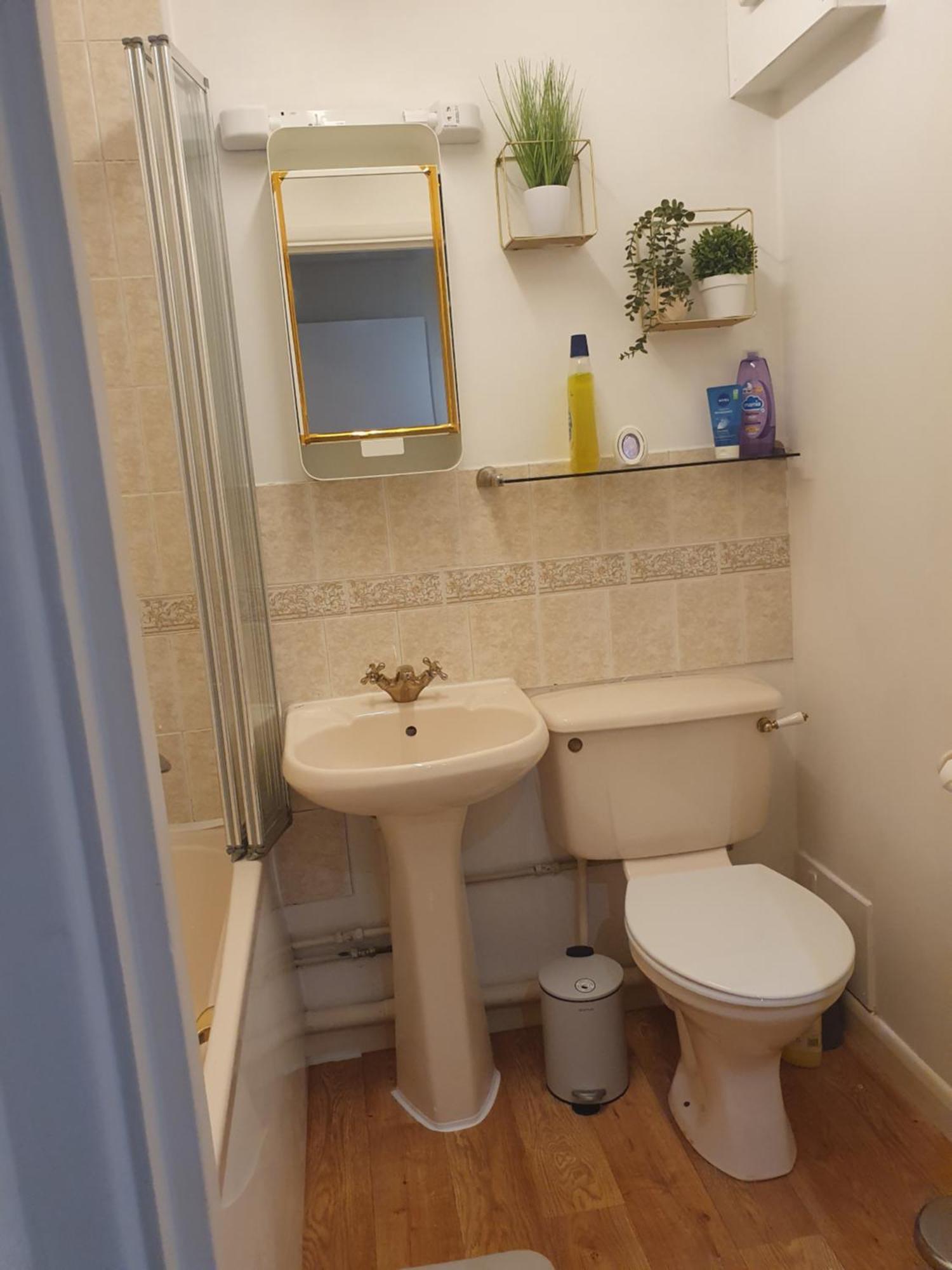 Lovely 1Bedrood Apartment Guildford Buitenkant foto
