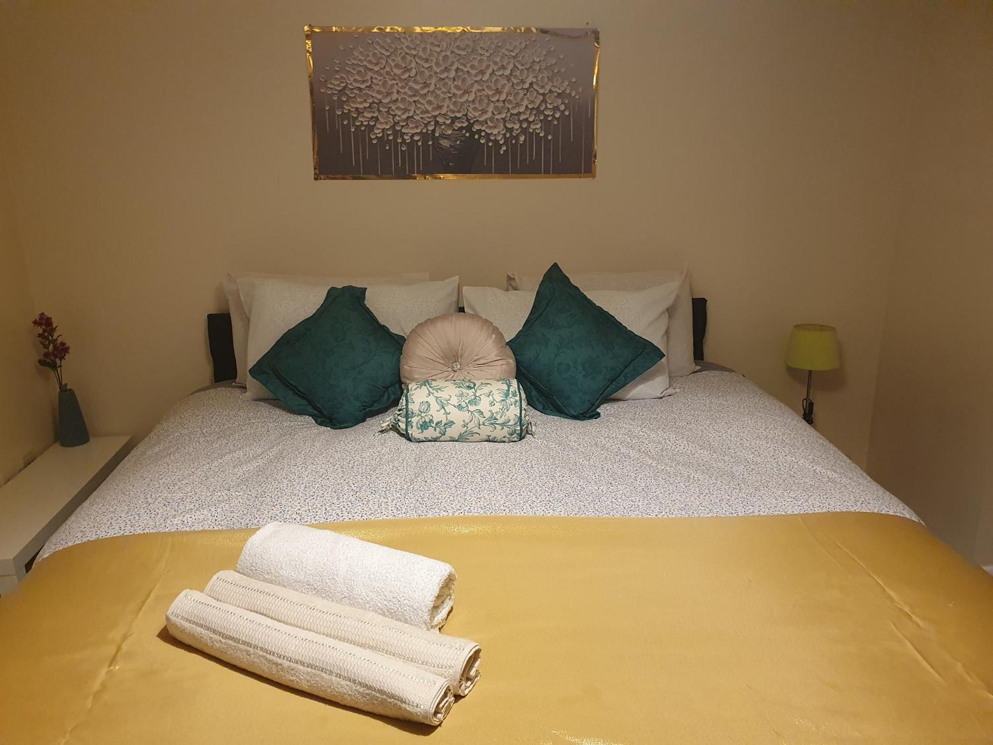 Lovely 1Bedrood Apartment Guildford Buitenkant foto